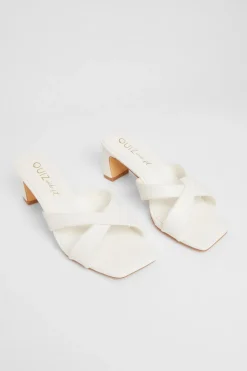 Quiz Wide Fit|Holiday Shoes><noscript><img width=