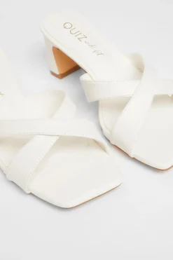 Quiz Wide Fit|Holiday Shoes><noscript><img width=